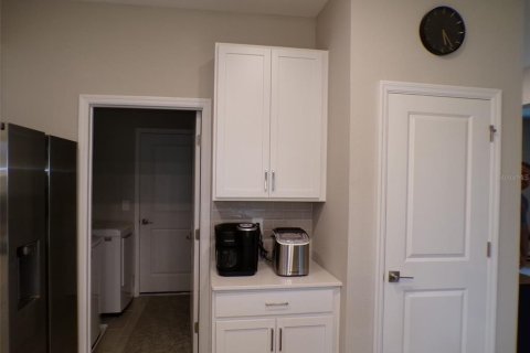 House in North Port, Florida 3 bedrooms, 185.06 sq.m. № 2308473 - photo 23