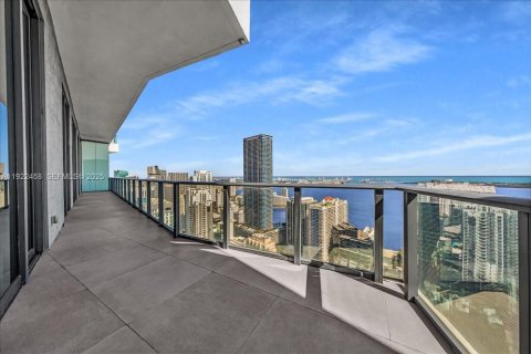 Condominio en venta en Miami, Florida, 4 dormitorios, 203.92 m2 № 1976459 - foto 19