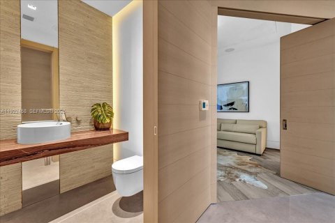 Condominio en venta en Miami, Florida, 4 dormitorios, 203.92 m2 № 1976459 - foto 26