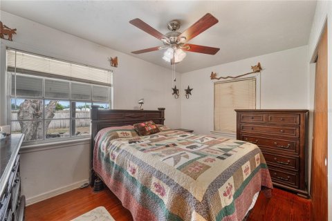 House in Plant City, Florida 2 bedrooms, 99.59 sq.m. № 2103921 - photo 21