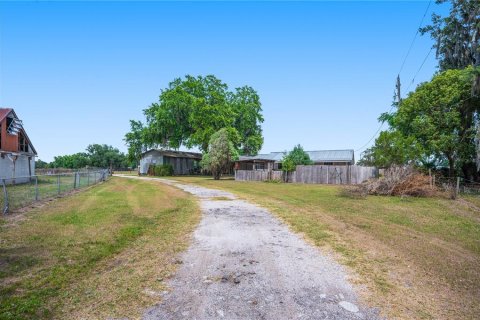 House in Plant City, Florida 2 bedrooms, 99.59 sq.m. № 2103921 - photo 3