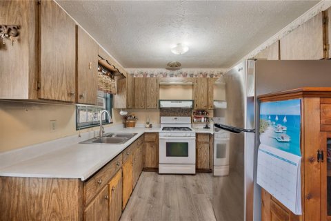 House in Plant City, Florida 2 bedrooms, 99.59 sq.m. № 2103921 - photo 16