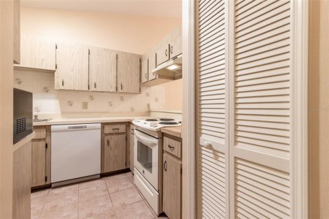 House in Belleview, Florida 2 bedrooms, 88.91 sq.m. № 1547020 - photo 11