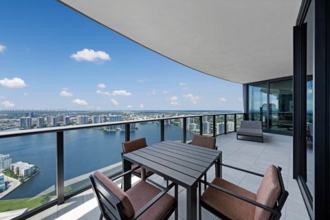 Condo in Sunny Isles Beach, Florida, 4 bedrooms № 2089094 - photo 25