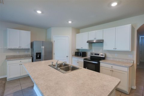 Купить виллу или дом в Киссимми, Флорида 4 спальни, 173.91м2, № 2057429 - фото 23