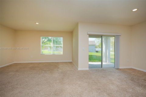 Купить виллу или дом в Киссимми, Флорида 4 спальни, 173.91м2, № 2057429 - фото 24