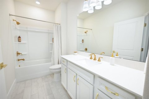 House in Apopka, Florida 4 bedrooms, 204.01 sq.m. № 1622328 - photo 28