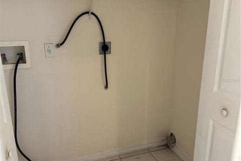 Apartamento en alquiler en Deltona, Florida, 3 dormitorios, 102.19 m2 № 1521350 - foto 17