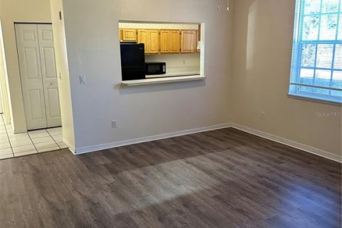 Apartamento en alquiler en Deltona, Florida, 3 dormitorios, 102.19 m2 № 1521350 - foto 10