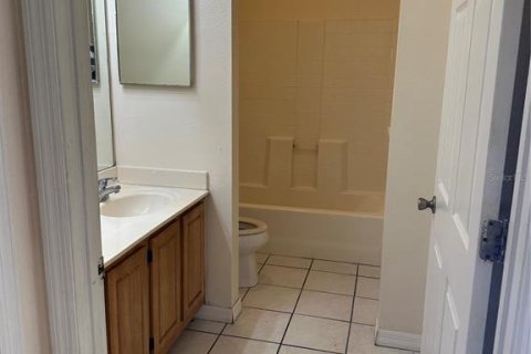 Apartamento en alquiler en Deltona, Florida, 3 dormitorios, 102.19 m2 № 1521350 - foto 5