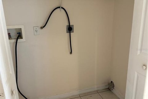 Apartamento en alquiler en Deltona, Florida, 3 dormitorios, 102.19 m2 № 1521350 - foto 18
