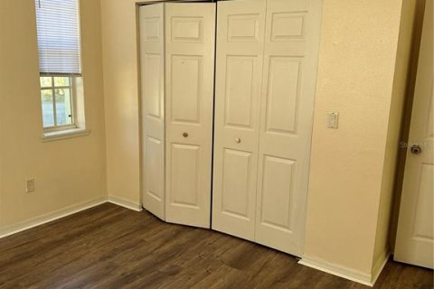 Apartamento en alquiler en Deltona, Florida, 3 dormitorios, 102.19 m2 № 1521350 - foto 2