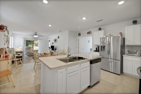 House in Leesburg, Florida 3 bedrooms, 152.82 sq.m. № 2232198 - photo 9