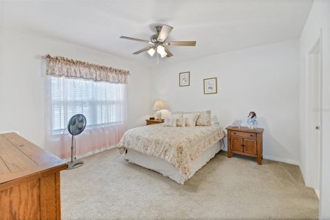 House in Leesburg, Florida 3 bedrooms, 152.82 sq.m. № 2232198 - photo 22