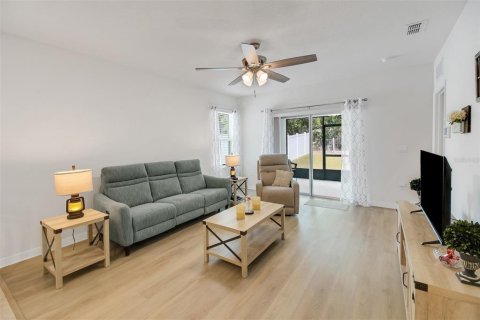 House in Leesburg, Florida 3 bedrooms, 152.82 sq.m. № 2232198 - photo 17
