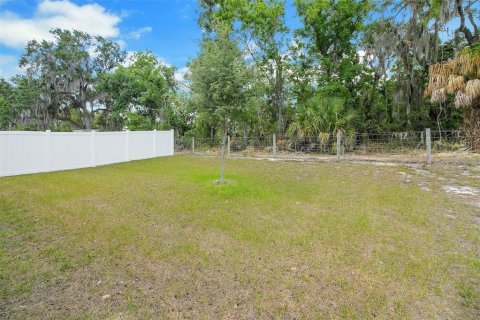 House in Leesburg, Florida 3 bedrooms, 152.82 sq.m. № 2232198 - photo 7