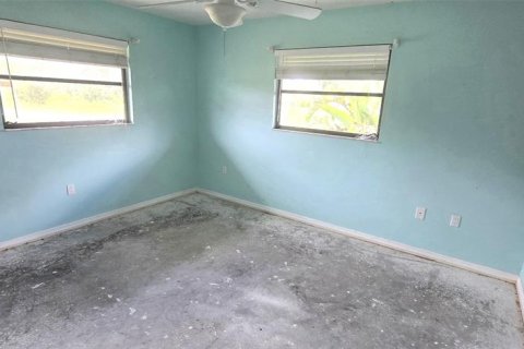 Casa en venta en Port Charlotte, Florida, 3 dormitorios, 151.06 m2 № 1911799 - foto 8