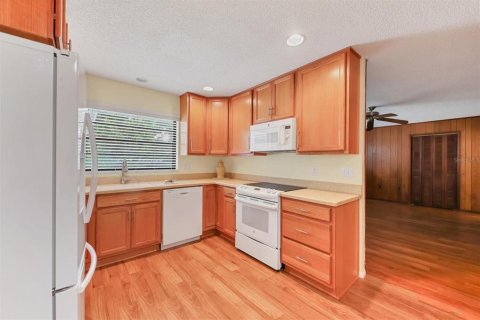 Купить виллу или дом в Брейдентон, Флорида 7 комнат, 169.64м2, № 1918604 - фото 11