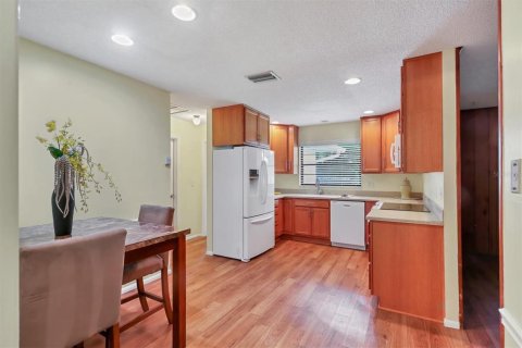 Купить виллу или дом в Брейдентон, Флорида 7 комнат, 169.64м2, № 1918604 - фото 8