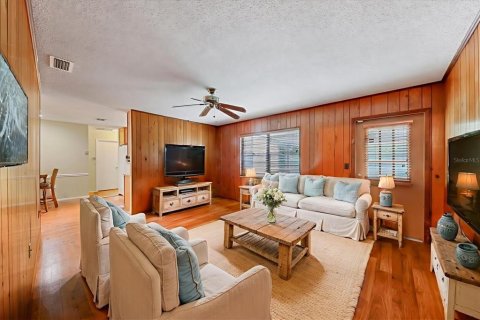 Купить виллу или дом в Брейдентон, Флорида 7 комнат, 169.64м2, № 1918604 - фото 13