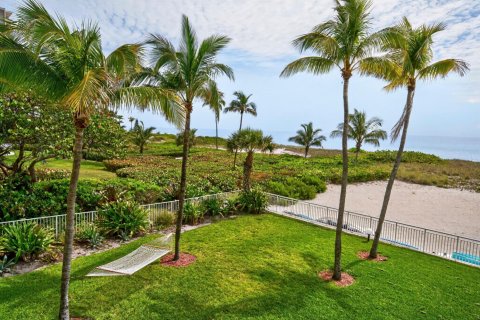 Condo in Lauderdale-by-the-Sea, Florida, 2 bedrooms  № 2190941 - photo 23
