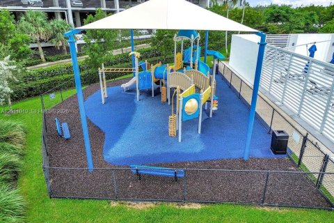 Copropriété à vendre à North Miami, Floride: 2 chambres, 148.92 m2 № 2300824 - photo 28