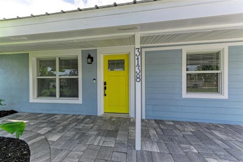 House in Sarasota, Florida 3 bedrooms, 107.77 sq.m. № 2229559 - photo 28