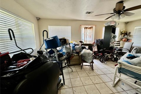 House in Venice, Florida 3 bedrooms, 149.94 sq.m. № 2238478 - photo 18