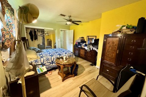 House in Venice, Florida 3 bedrooms, 149.94 sq.m. № 2238478 - photo 14