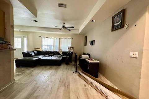 House in Venice, Florida 3 bedrooms, 149.94 sq.m. № 2238478 - photo 9