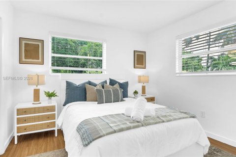 House in Pompano Beach, Florida 3 bedrooms, 136.57 sq.m. № 2044033 - photo 22