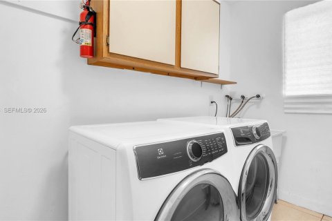 House in Pompano Beach, Florida 3 bedrooms, 136.57 sq.m. № 2044033 - photo 26