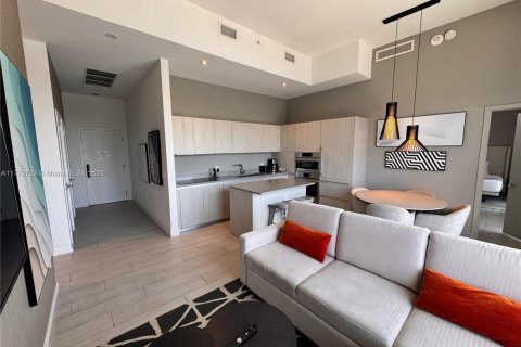 Купить кондоминиум в Холливуд, Флорида 3 спальни, 104.24м2, № 1957942 - фото 3