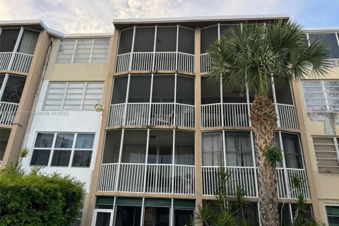 Condominio en venta en Miami, Florida, 2 dormitorios, 155.52 m2 № 1330712 - foto 25
