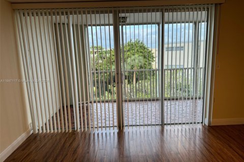 Condominio en venta en Miami, Florida, 2 dormitorios, 155.52 m2 № 1330712 - foto 11