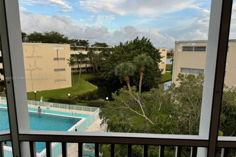 Condominio en venta en Miami, Florida, 2 dormitorios, 155.52 m2 № 1330712 - foto 14