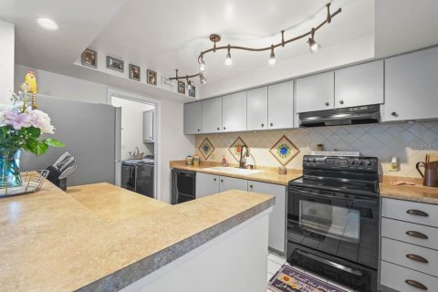 Купить кондоминиум в Лейкленд, Флорида 4 комнаты, 104.05м2, № 2105502 - фото 13