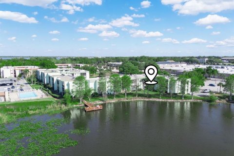 Condo in Lakeland, Florida, 2 bedrooms  № 2105502