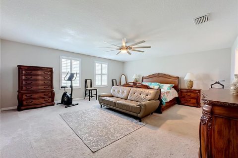 House in Wimauma, Florida 4 bedrooms, 237.27 sq.m. № 2394044 - photo 29