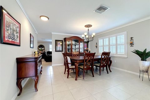 House in Wimauma, Florida 4 bedrooms, 237.27 sq.m. № 2394044 - photo 7