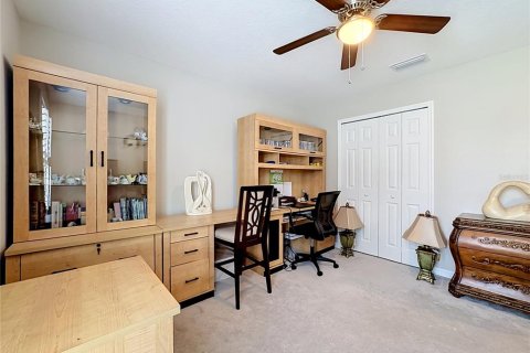 House in Wimauma, Florida 4 bedrooms, 237.27 sq.m. № 2394044 - photo 22