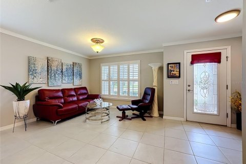 House in Wimauma, Florida 4 bedrooms, 237.27 sq.m. № 2394044 - photo 6