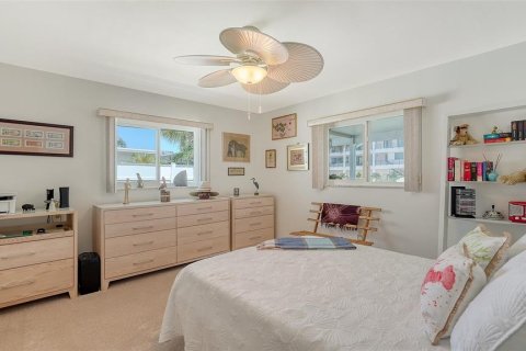 House in Bradenton, Florida 2 bedrooms, 144.37 sq.m. № 1869465 - photo 19