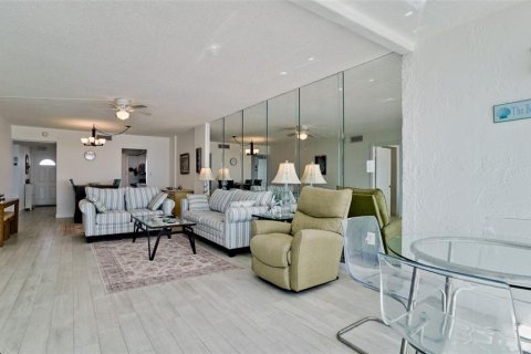 Condominio en alquiler en Holmes Beach, Florida, 2 dormitorios, 108.6 m2 № 1609755 - foto 13