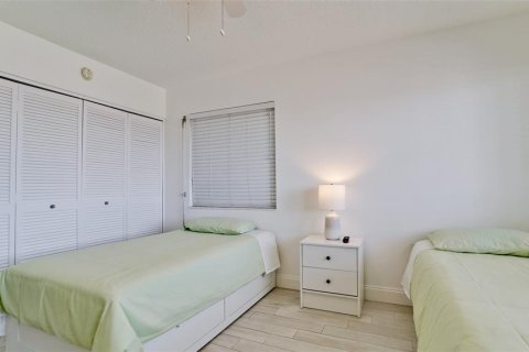 Condominio en alquiler en Holmes Beach, Florida, 2 dormitorios, 108.6 m2 № 1609755 - foto 25