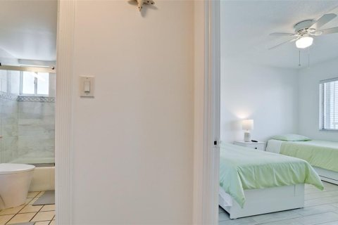 Condominio en alquiler en Holmes Beach, Florida, 2 dormitorios, 108.6 m2 № 1609755 - foto 26