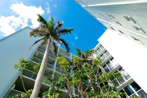 Condominio en alquiler en Holmes Beach, Florida, 2 dormitorios, 108.6 m2 № 1609755 - foto 2