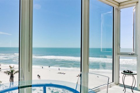 Condominio en alquiler en Holmes Beach, Florida, 2 dormitorios, 108.6 m2 № 1609755 - foto 4