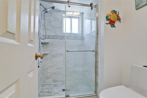 Condominio en alquiler en Holmes Beach, Florida, 2 dormitorios, 108.6 m2 № 1609755 - foto 22