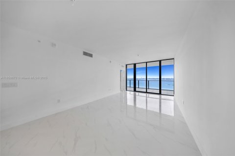 Copropriété à vendre à Miami, Floride: 2 chambres, 143.53 m2 № 1858645 - photo 9